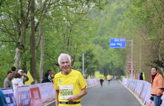 4800人體驗(yàn)天臺(tái)山春景 顧家家居領(lǐng)跑一場(chǎng)有愛的馬拉松